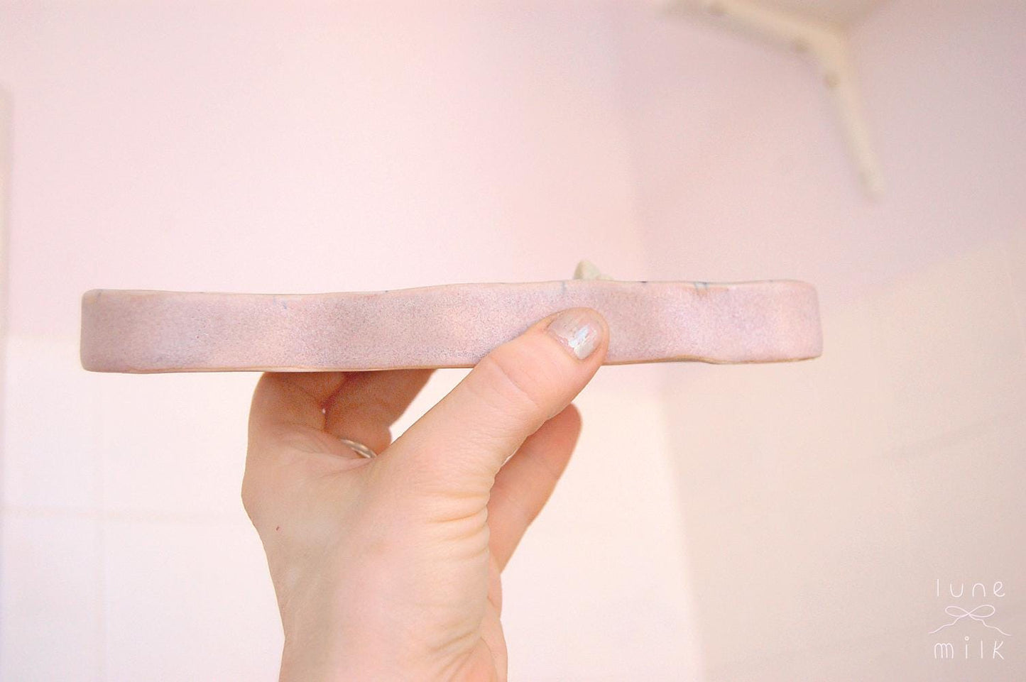 Handmade porcelain stoneware ceramic organic shape irregular waved incense holder,high temperature clay matte pastel glaze colors,palo santo